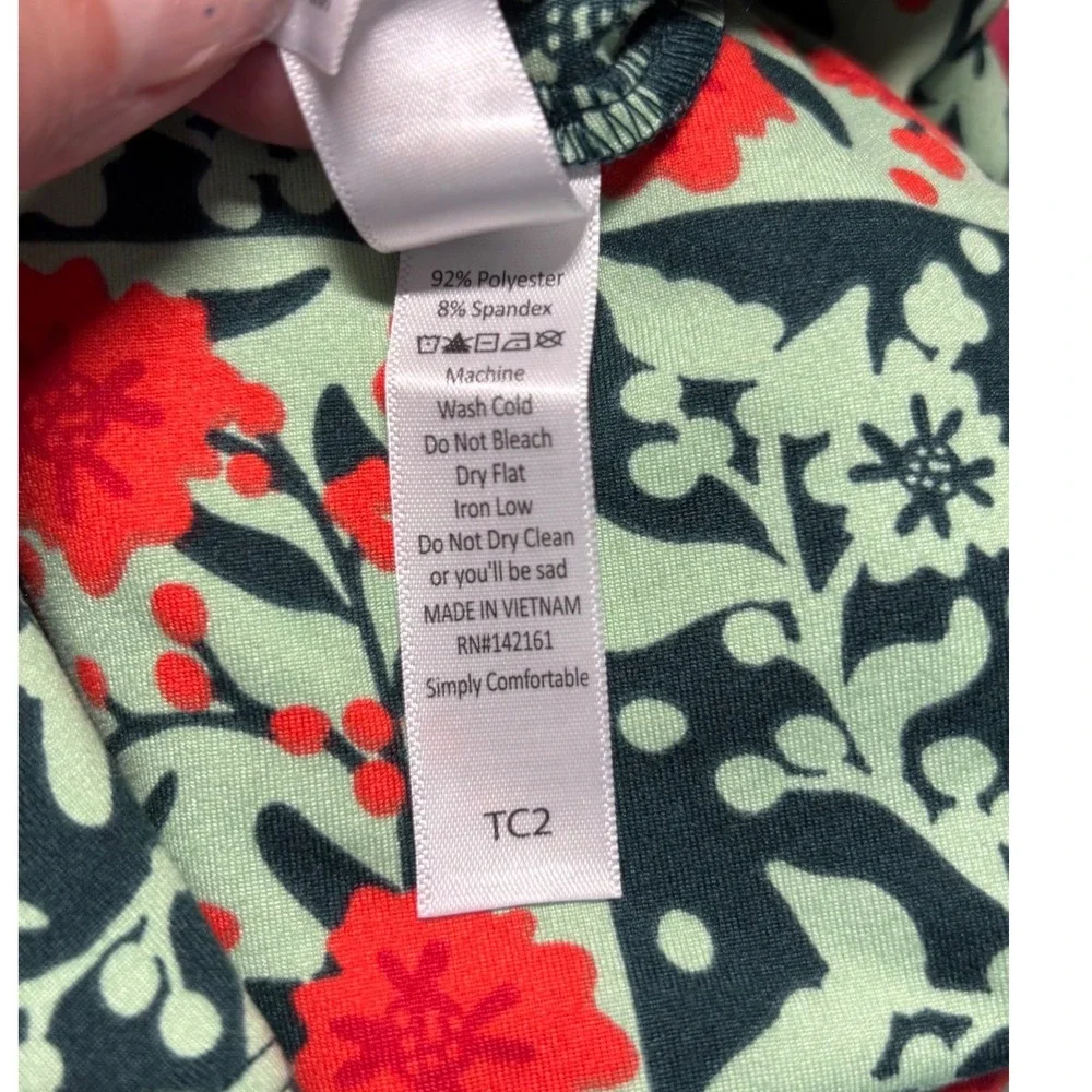 LuLaRoe Womens Leggings Size TC2 Red Floral Holiday‎ Christmas 2025 Plus 18+ NWT